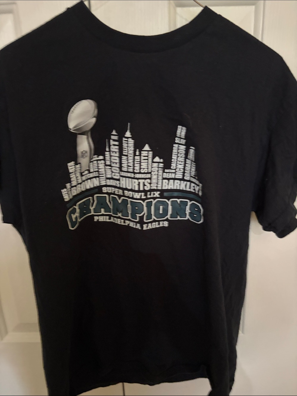 Gildan Black Heavy Cotton Crewneck Tee Philadelphia Eagles suoerbowlLIX size med
